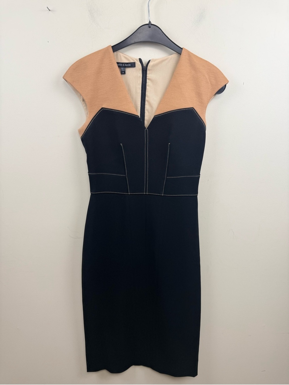 Judith & Charles V neck colour block sheath dress 0